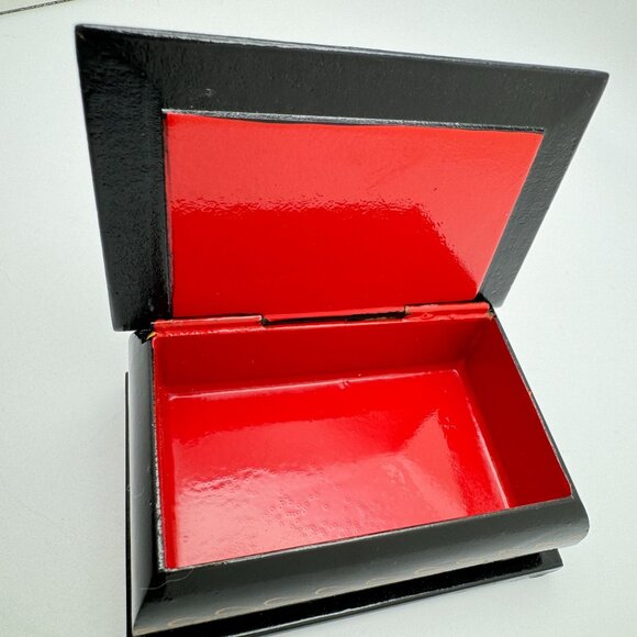 Russian Palekh Hand Painted Lacquer Trinket Box  Woman Blue Dress Design Vintage - Picture 2 of 9